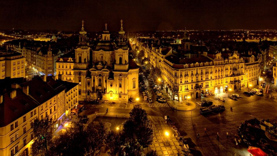 Prague Self-Guided Audio Tour - Exploring Historic and Modern Architecture