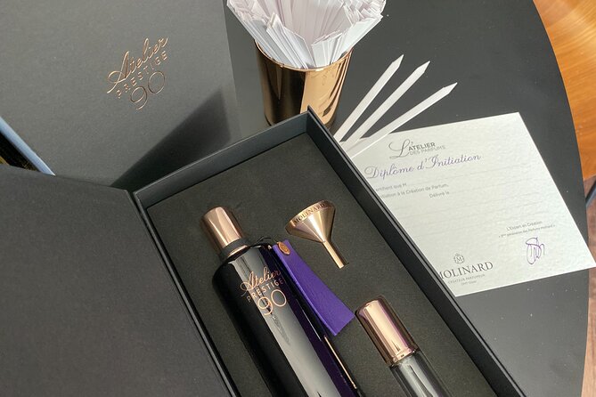 Prestige Perfume Workshop (Private) in Grasse - Perfume-Making Masterclass