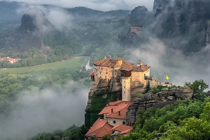 Private 2 Day Meteora Photo Tour From Athens by Train - Meeting and Pickup Details