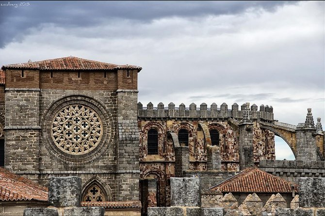Private 3-Hour Walking Tour of Avila Review - Pickup and Transportation Details