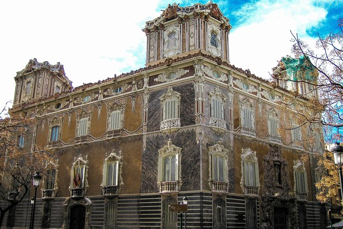 Private 4-Hour Walking Tour of Valencia With Official Tour Guide - Ideal for First-Time Visitors