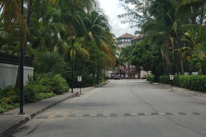 Private Airport Transfer to Hotels in Negril {Round Trip} - Inclusions
