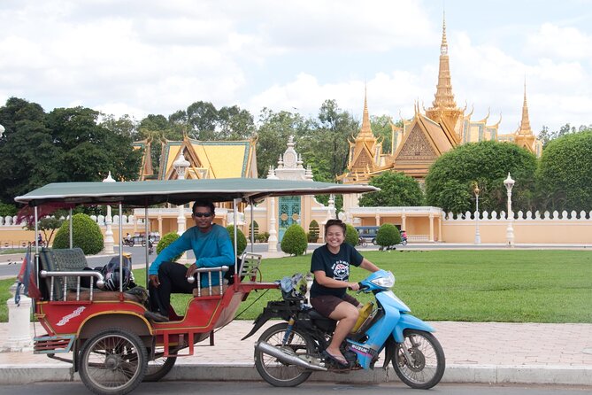 Private Angkor Wat Tour by Tuk-Tuk With English Speaking Driver - Transportation Details