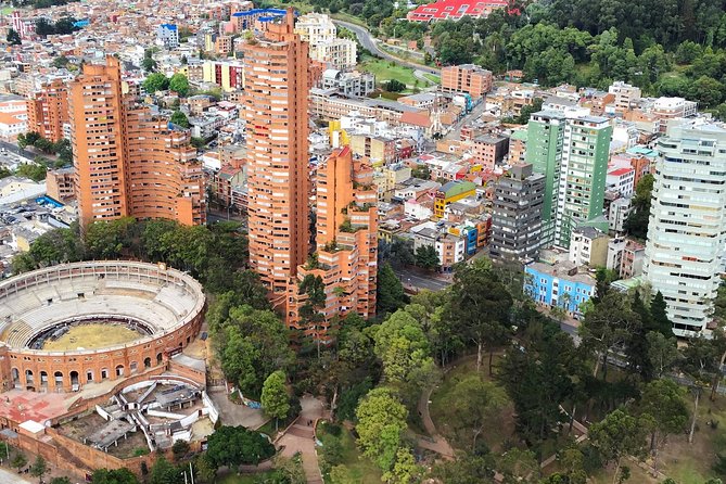 Private Arrival Transfer : From Airport to Bogotá Hotels - Vehicle and Comfort