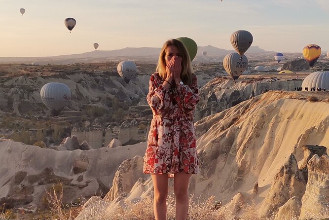 Private Balloon Sunrise Photography Tour in Göreme Love Valley - Seamless Transportation and Photography