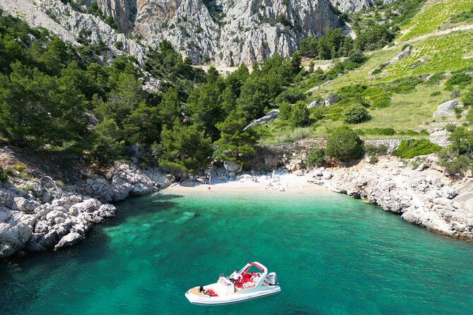 Private Boat Tour of Red Rocks & Pakleni Islands - Tour Features