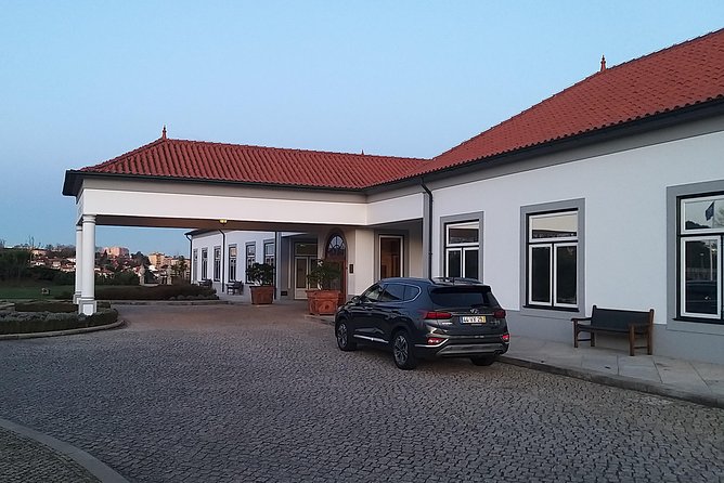 Private Chauffeur Service and Executive Car Hire - 4 Hours Custom - Accessibility and Additional Information