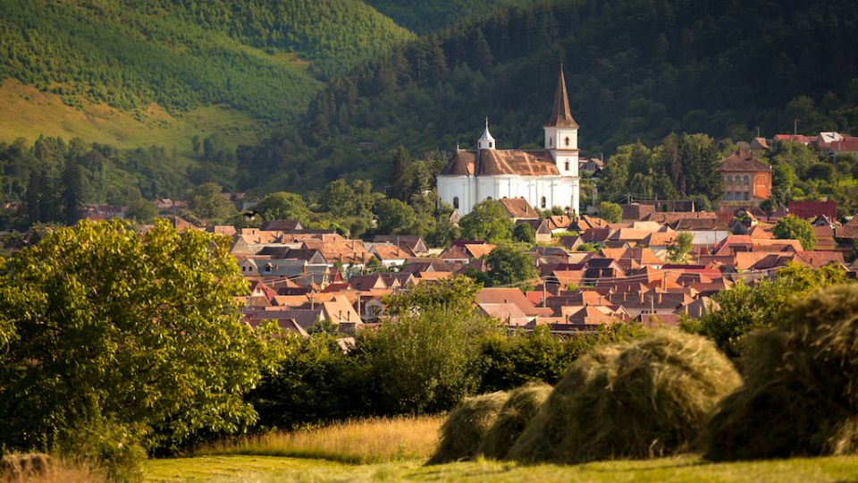 Private Day Trip to Sibiu From Bucharest - Itinerary Highlights