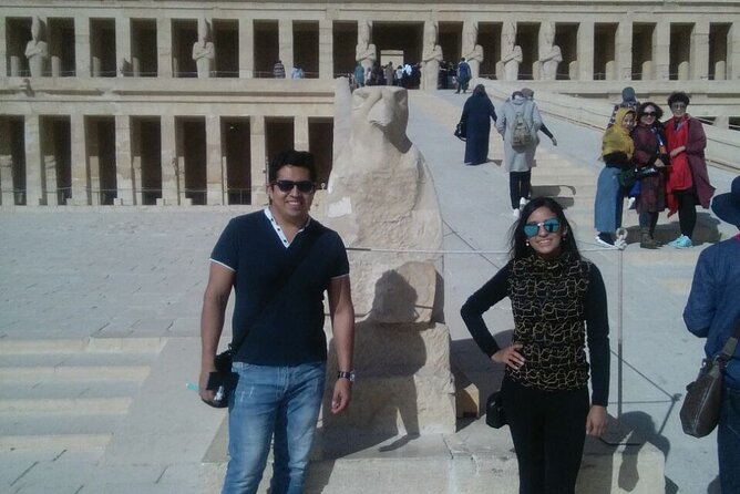 Private Full Day Tour to Luxor East and West Banks With Lunch - Key Attractions