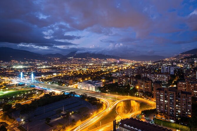 Private Half-Day Food Tour Visiting Best Viewpoints in Medellín! - Zarzal Bar