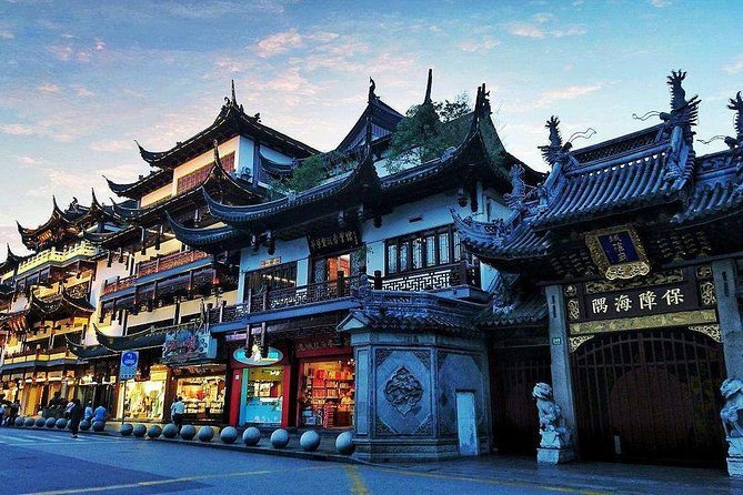 Private Half-Day Shanghai Tour With Din Tai Fung Dining - Yuyuan Garden Experience