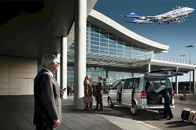 Private Hotel to Airport Transfer Service in Bogota - Included Services