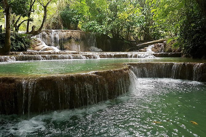 Private Kanching Waterfalls With Batu Caves & Ramayana Caves Tour - Attractions at Batu Caves