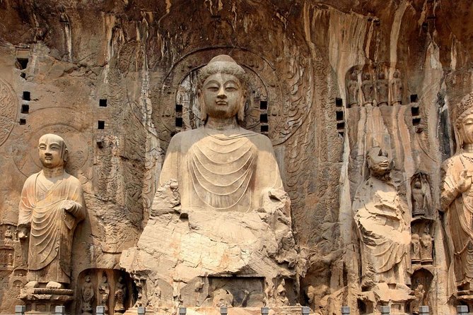 Private Luoyang Day Tour: Longmen Grottoes and White Horse Temple - Discovering White Horse Temple