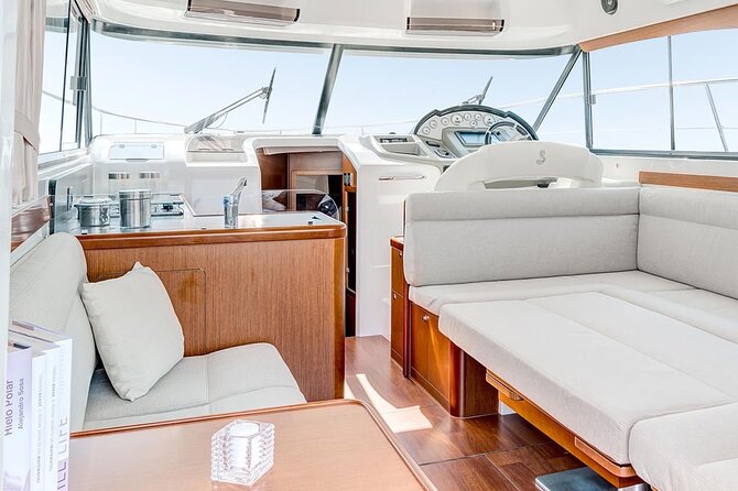 Private Luxury Motor Boat 2, 3 and 4 Hour Charters - Experience Highlights