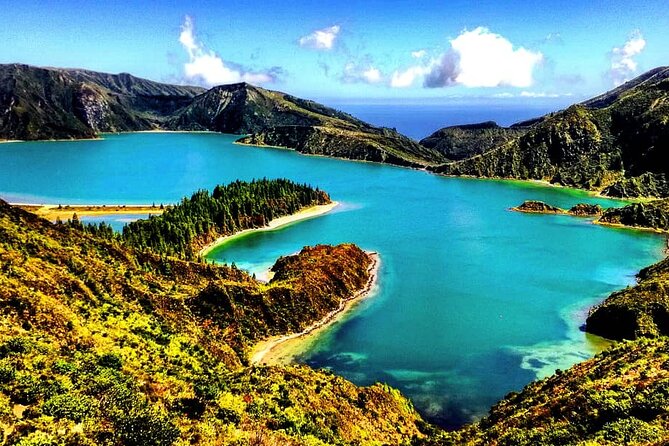 Private Mini Van Sete Cidades and Lagoa Do Fogo (1-6 People) - Professional Guide Services