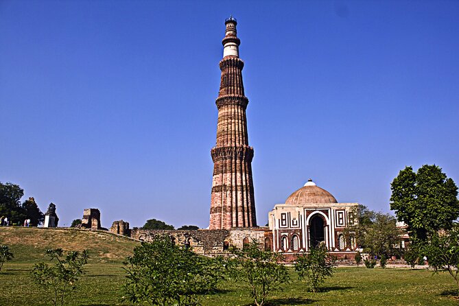 Private Old and New Delhi Full-Day Tour With Akshardham Temple - Akshardham Temple Experience