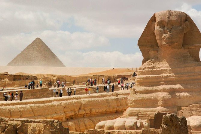 Private Shore Excursion Giza Pyramids and Sakkara With Lunch From Alexandria - Tour Experience