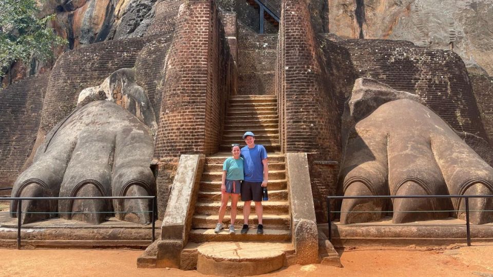 Private Sigiriya and Dambulla Day Tour From Kaluthara - Itinerary Highlights