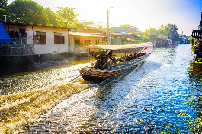 Private Tour: Floating Markets and Suan Sampran Day Trip From Bangkok - Cultural Experiences at Sampran Riverside