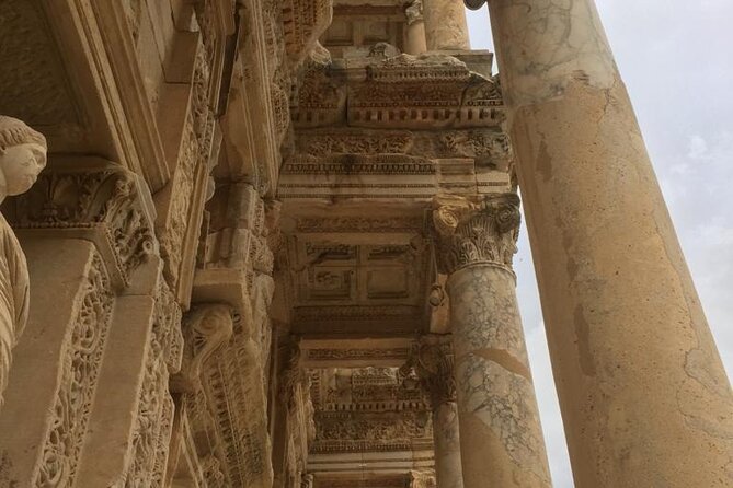 Private Tour From Izmir to Ephesus, Artemission, Virgin Mary House Incl. Lunch - Combination of Architecture and Art