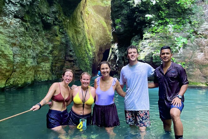 Private Tour La Leona Waterfall All-Inclusive, Transportation - Meeting and Pickup