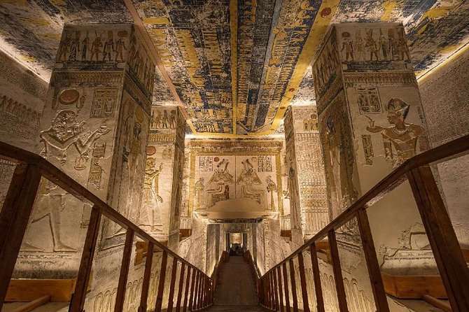 Private Tour: Luxor West Bank, Valley of the Kings and Hatshepsut Temple - Valley of the Kings Experience