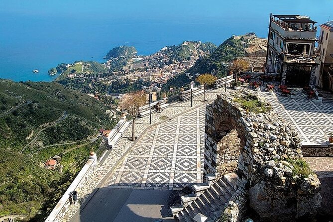 Private Tour of Taormina and Castelmola From Catania - Pickup Information