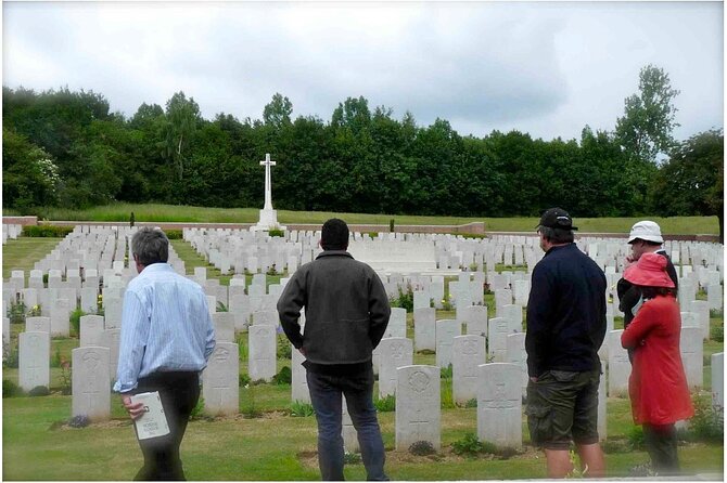 Private Tour of the WW1 Somme Battlefields From ARRAS - Memorial Significance