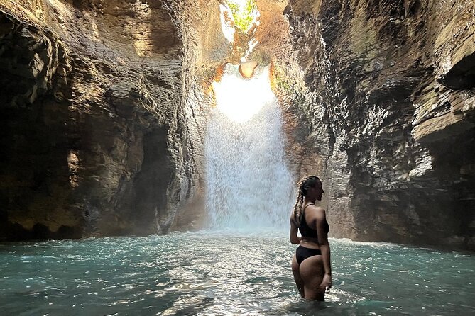 Private Tour To La Leona Waterfall With Lunch Included - Pickup Information
