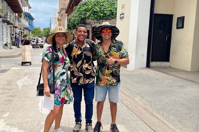 Private Tour With Guide in the Historic Center of Cartagena - Inclusions and Exclusions