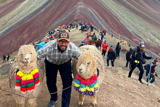 Private Tours of the Mountain of Colors: Arrive Before the Crowd - Hiking Experience