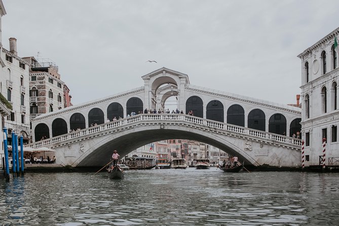 Private Transfer From Venice Airport to Hotel in Venice City Center - Service Information