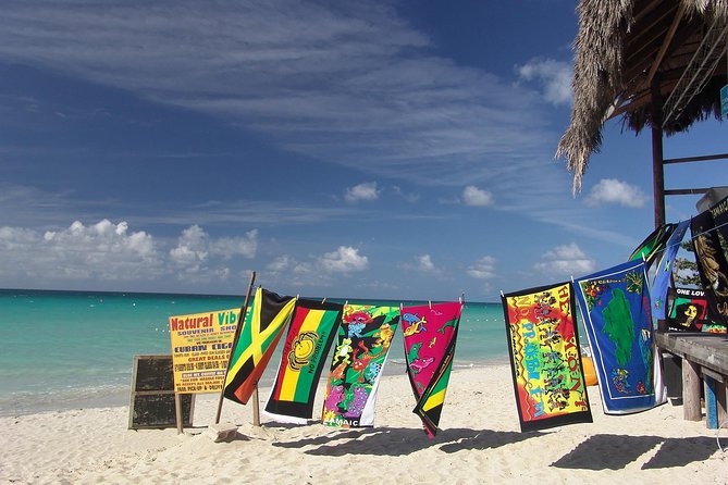 Private Transfer: Jamaica Kingston Airport - Kingston City - Vehicle Specifications and Capacity
