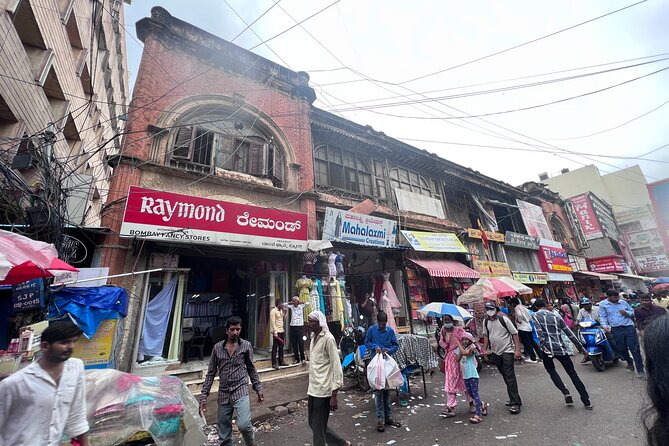 Private Walking Tour Into the Oldest Local Market in Bengaluru - What to Expect on the Tour