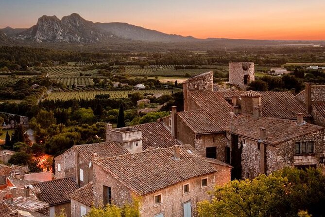Provence Electric Bike Rental From Saint-Rémy-De-Provence - Navigation With Provided Maps and Itineraries