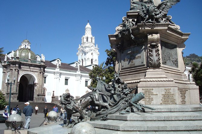 Quito City and Equator Line Experience - Panoramic Views of Quito