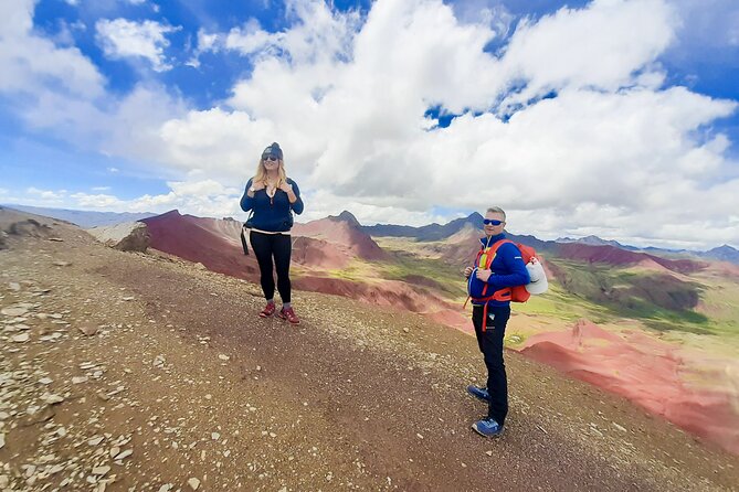 Red Valley + Rainbow Mountain Tour - Itinerary and Experience