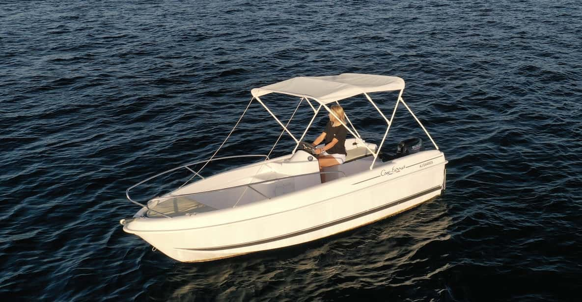 Renting a Boat Without a License - Pricing and Reservations