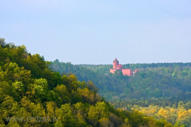 Riga to Tallinn - Sightseeing Transfer - Trip Details