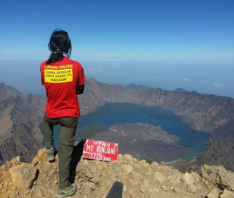 Rinjani Trekking Summit 3726m ( 2Days 1Night ) - Equipment and Supplies