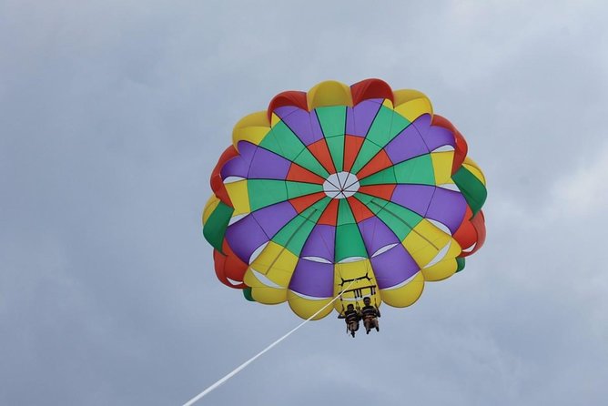 Roatan Parasailing Shore Excursion Adventure and Reef Snorkel - Transportation and Meeting Details
