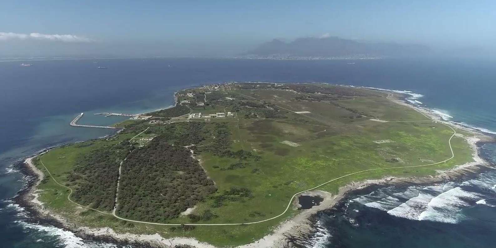 Robben Island and Long Walk To Freedom Historical Day Tour - Itinerary Highlights