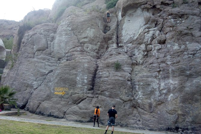 ROCK CLIMBING in AREQUIPA - Meeting and Departure Information