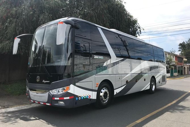 Round Trip Transfer Liberia Airport (LIR) to Dreams Las Mareas Hotel - Pickup and Drop-off Information