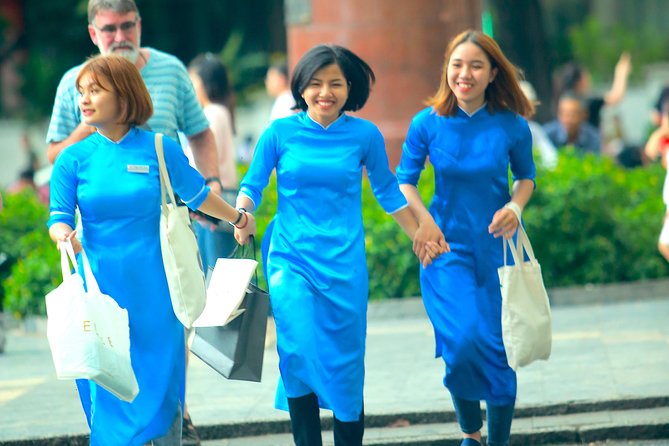 Saigon Half Day Shopping Tour by Motorbikes - KissTour - Itinerary Highlights