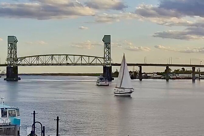 Sailing Charters in Wilmington - Sailing Cruise Details and Options