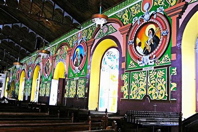Saint Lucia Sunday Mass & Creole Brunch Experience - Exploring the Historic Cathedral