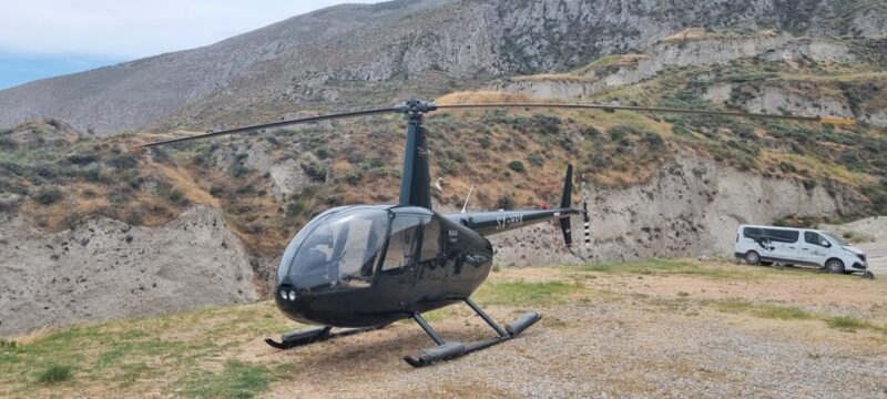 Santorini: Private Helicopter Sightseeing Flight - Flight Experience