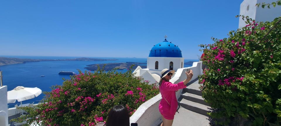 Santorini: Private Tour in Spanish With Local Guide - Itinerary Highlights